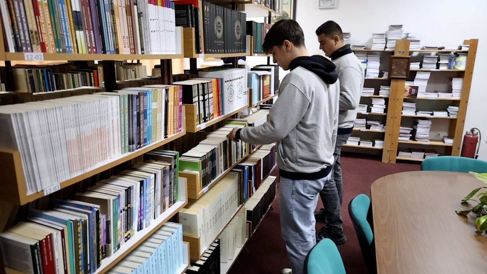 Biblioteka e Medresesë